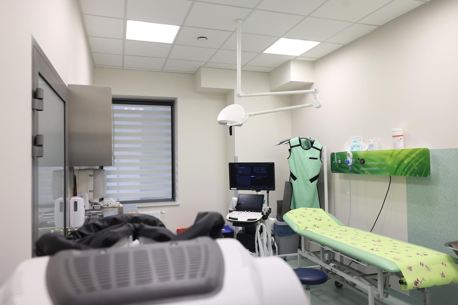 Sosnowiec-Klimontów. Centrum Zdrowia Dziecka i Rodziny im. Jana Pawła II. Otwarcie Lądowiska i Szpitalnego Oddziału Ratunkowego. 13 maja 2025.