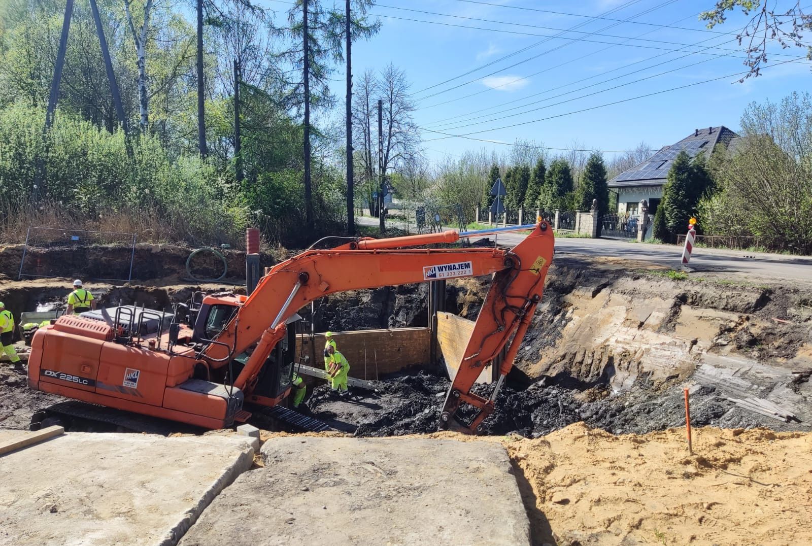 Sosnowiec-Ostrowy Górnicze. Budowa kanału tłocznego i instalacja kolektora. 1 lipca 2024.