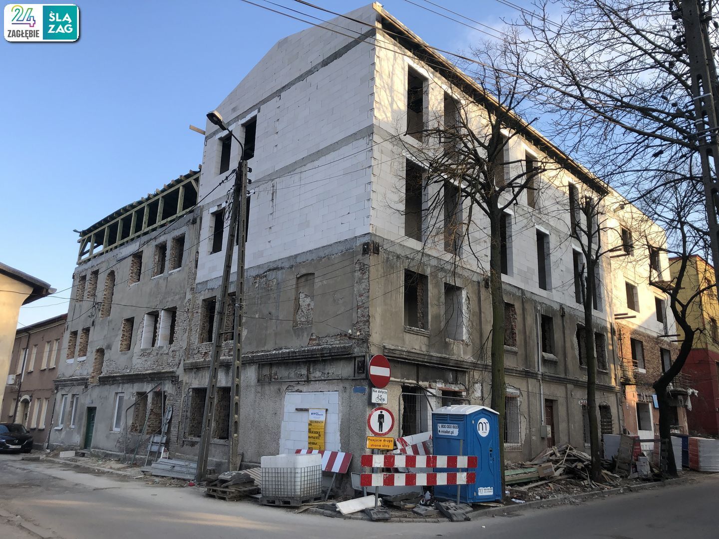 Sosnowiec-Pogoń. „3 Kamienice” – przebudowa z adaptacją na cele mieszkalne przy zbiegu ulic Grochowej i Marii Skłodowskiej-Curie. 23 marca 2025.
