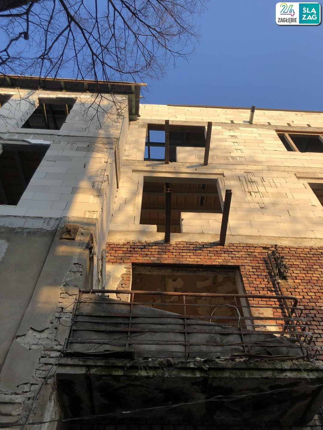 Sosnowiec-Pogoń. „3 Kamienice” – przebudowa z adaptacją na cele mieszkalne przy zbiegu ulic Grochowej i Marii Skłodowskiej-Curie. 23 marca 2025.