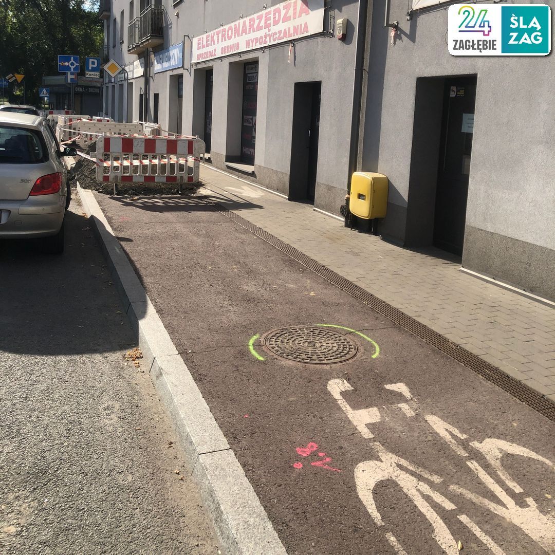 Sosnowiec-Pogoń. Ziemne roboty przy instalacji gazociągu przy ul. Stefana Roweckiego „Grota”. 27 maja 2025.