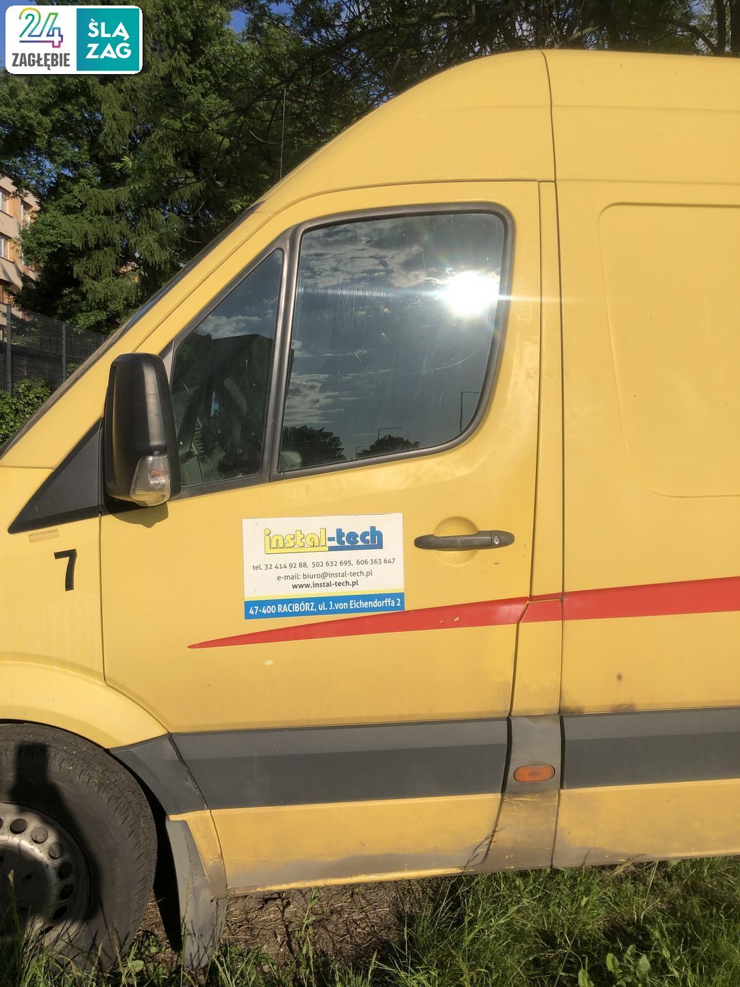 Sosnowiec-Pogoń. Ziemne roboty przy instalacji gazociągu przy ul. Stefana Roweckiego „Grota”. 27 maja 2025.