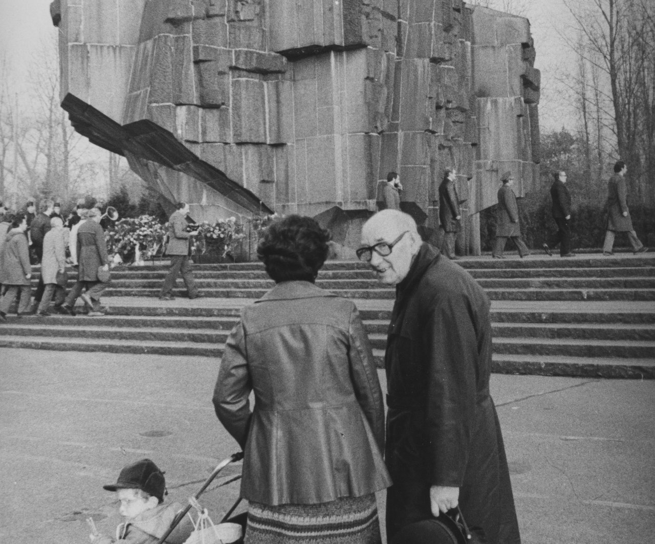 Sosnowiec Pomnik Czynu Rewolucyjnego. Lata 1985 – 1989.