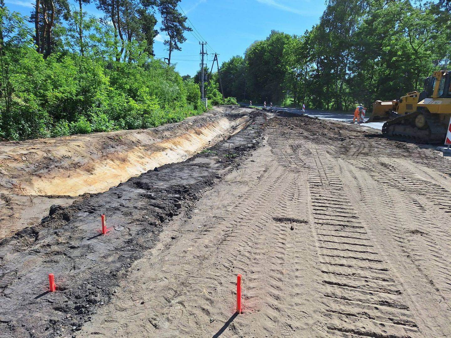 Sosnowiec-Porąbka. Budowa ronda u zbiegu ulic: Wileńskiej, Minerów i Ignacego Łukasiewicza. 30 czerwca 2025.