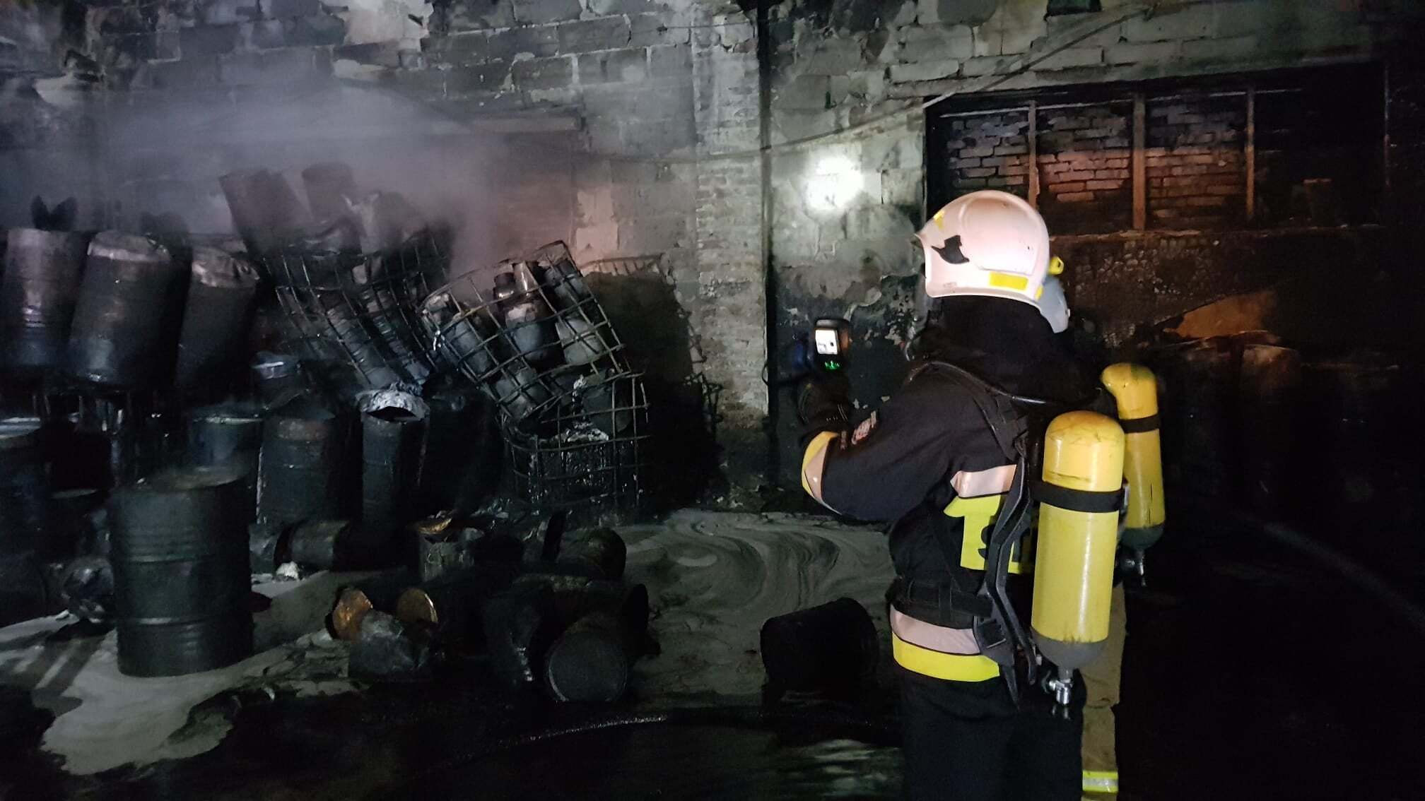 Sosnowiec-Radocha. Pożar hali magazynowej. 24 stycznia 2022.