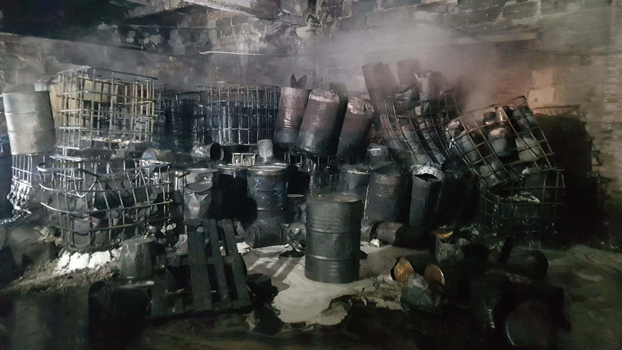 Sosnowiec-Radocha. Pożar hali magazynowej. 24 stycznia 2022.