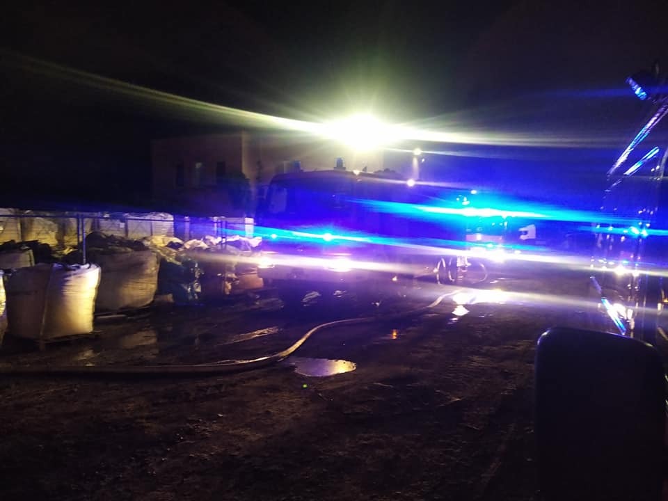 Sosnowiec-Radocha. Nielegalne składowisko odpadów. Pożar, 7 września 2022.