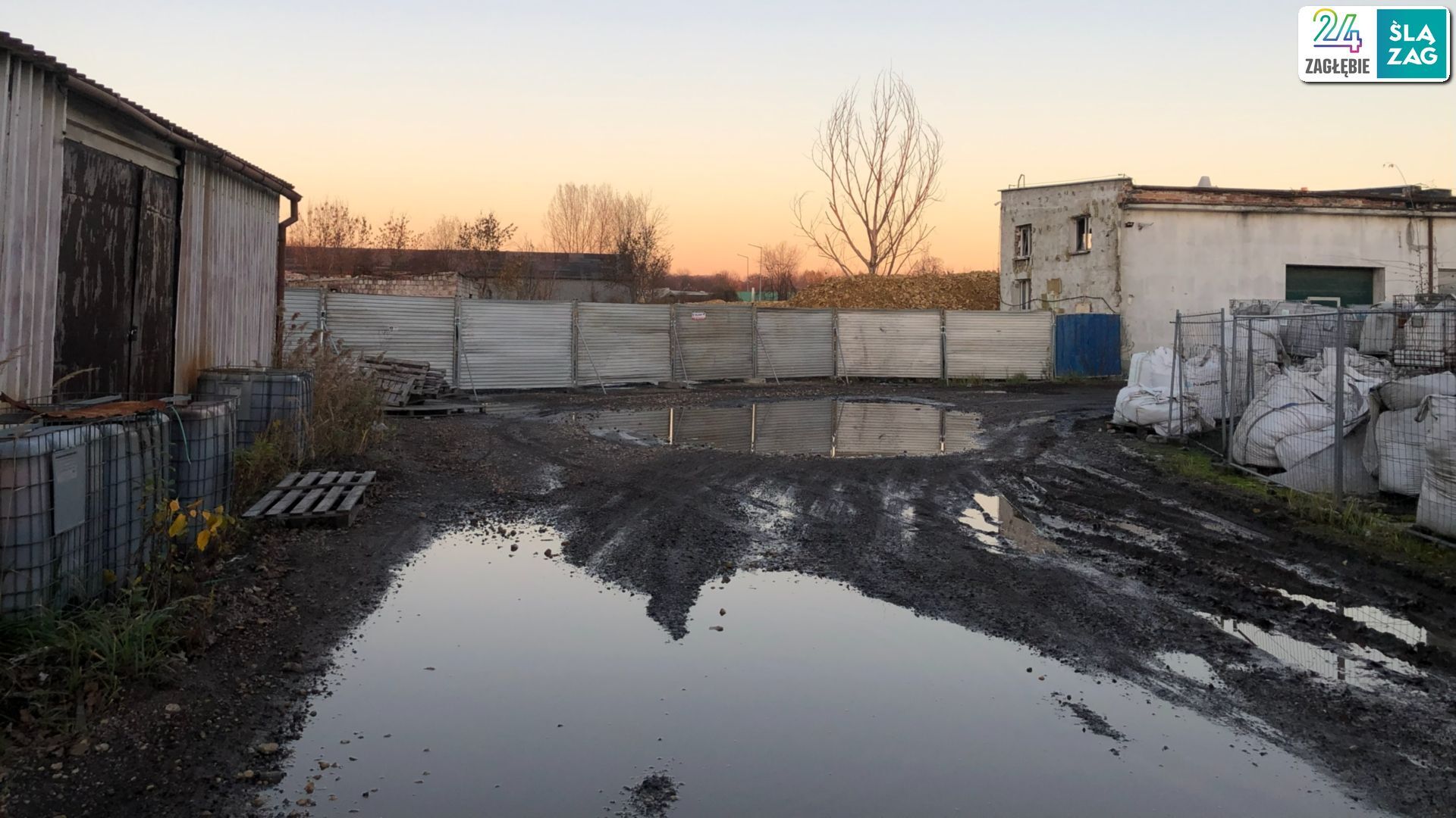 Sosnowiec-Radocha. Nielegalne składowisko odpadów. Sprzątanie. 6 listopada 2025.