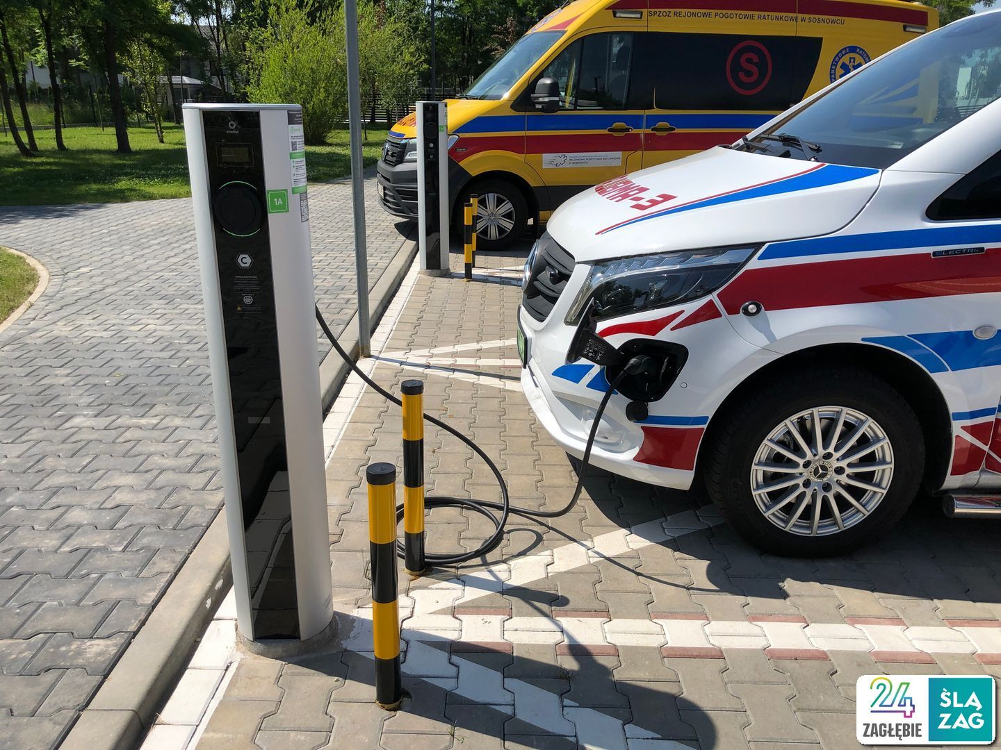 Rejonowe Pogotowie Ratunkowe w Sosnowcu. E-ambulans na testach. 18 czerwca 2025.