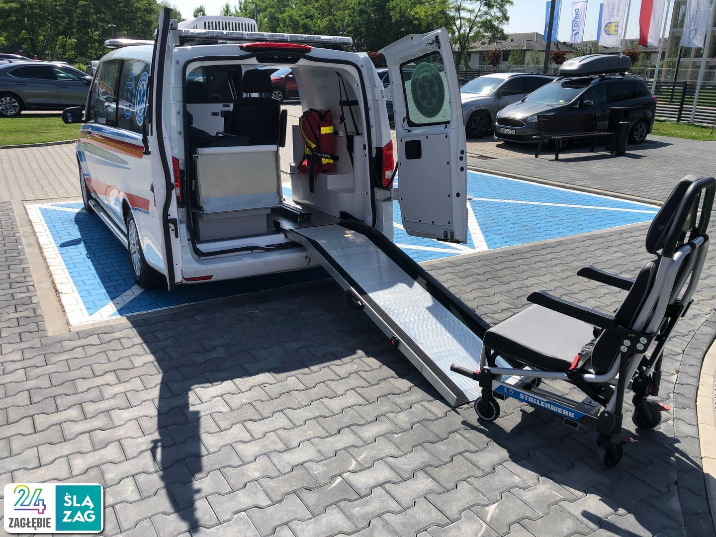 Rejonowe Pogotowie Ratunkowe w Sosnowcu. E-ambulans na testach. 18 czerwca 2025.