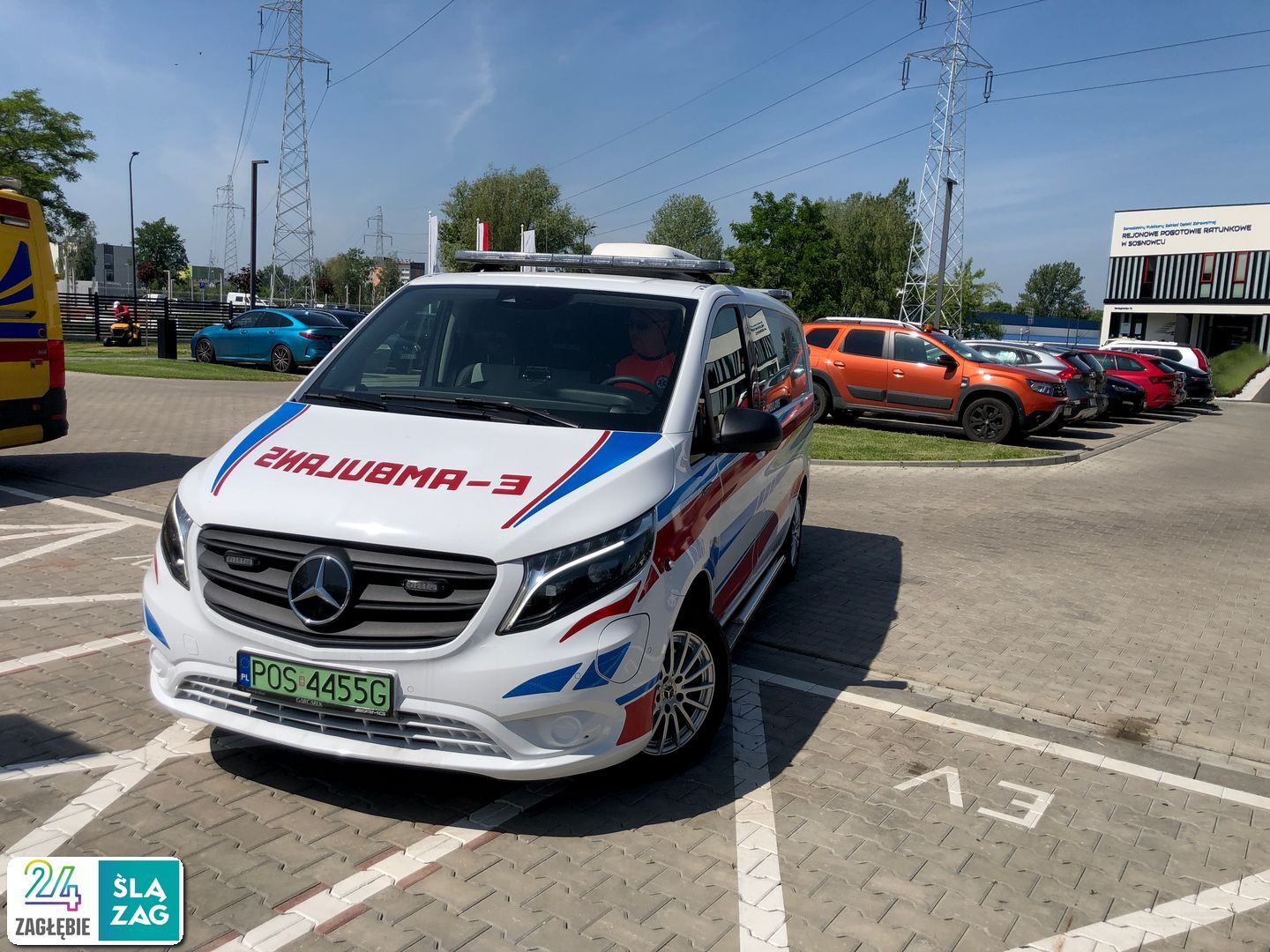 Rejonowe Pogotowie Ratunkowe w Sosnowcu. E-ambulans na testach. 18 czerwca 2025.