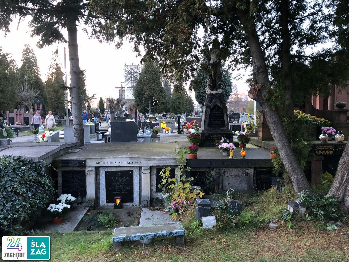 Sosnowiec. Nekropolia Czterech Wyznań. Cmentarz katolicki. 31 października 2025.