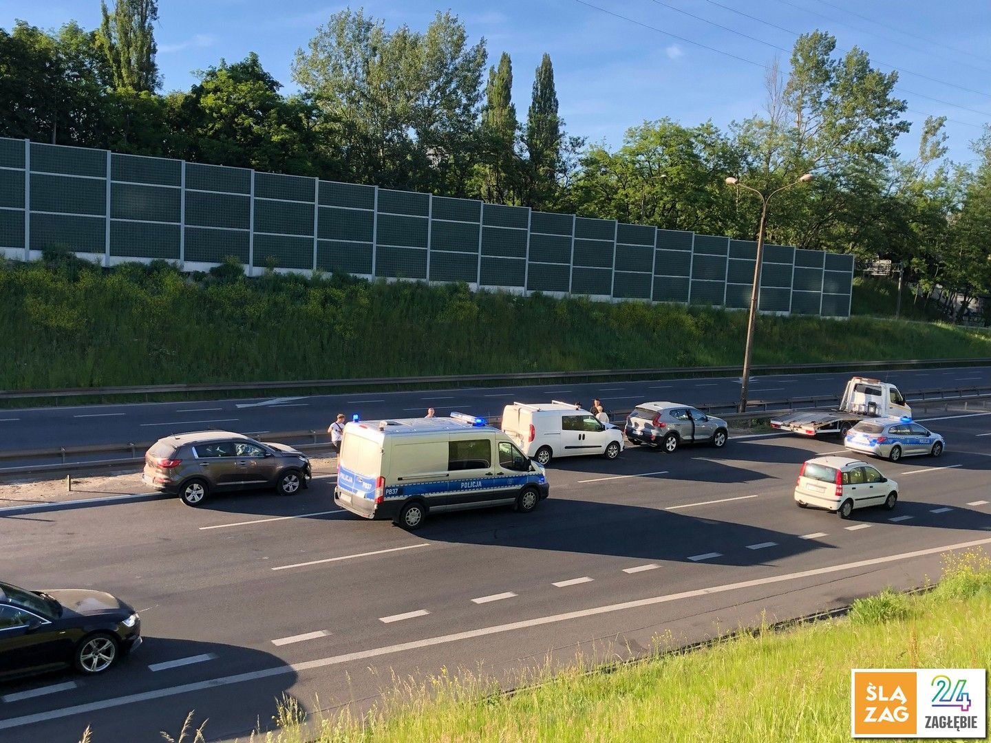 Sosnowiec. Karambol na drodze ekspresowej S86, pod wiaduktem w ciągu ulicy Józefa Piłsudskiego. 29 maja 2026
