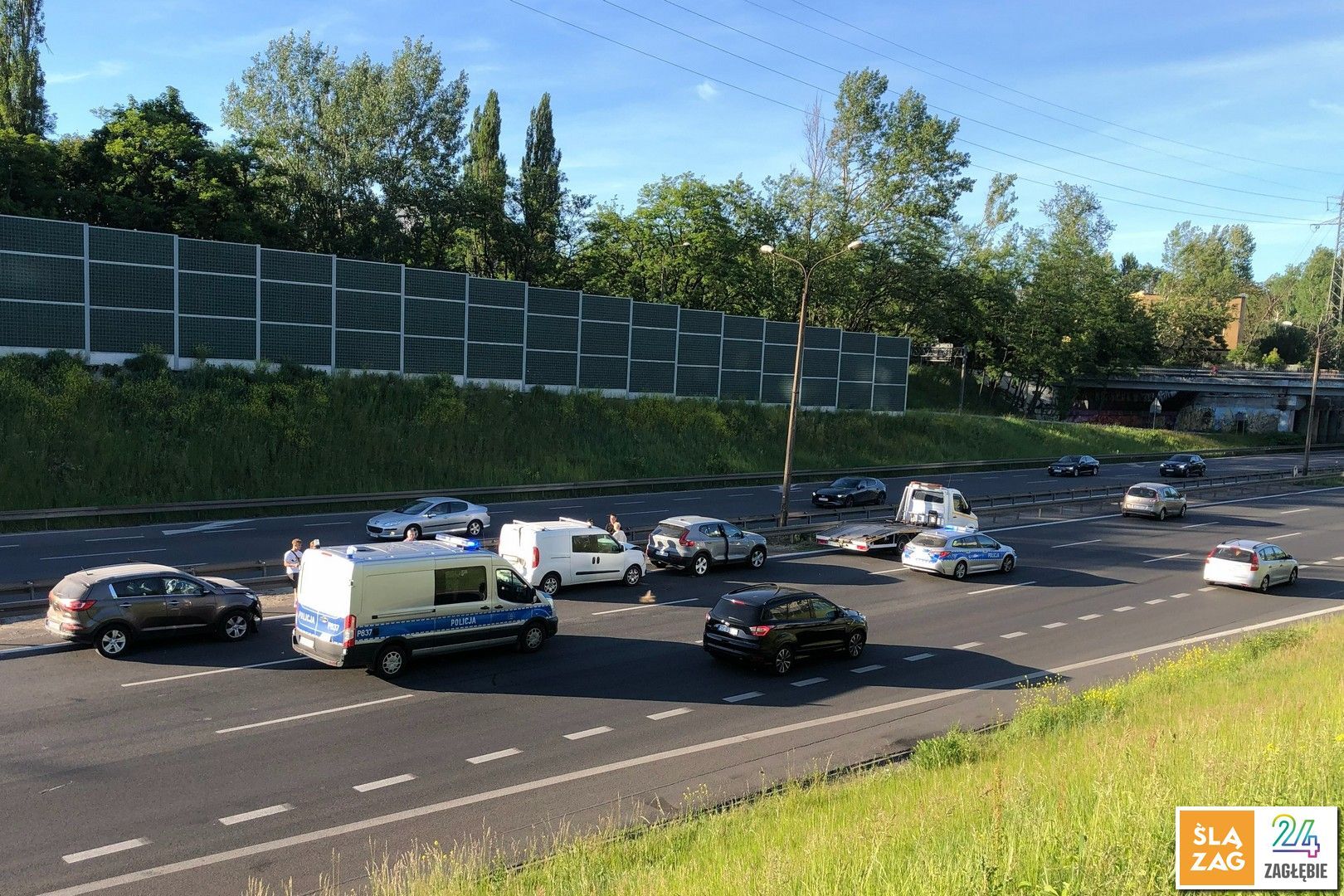 Sosnowiec. Karambol na drodze ekspresowej S86, pod wiaduktem w ciągu ulicy Józefa Piłsudskiego. 29 maja 2026