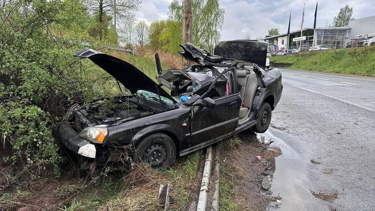Sosnowiec. Węzeł S86 i DK94 (tzw. zakręt mistrzów". Wypadek. 18 kwietnia 2025.