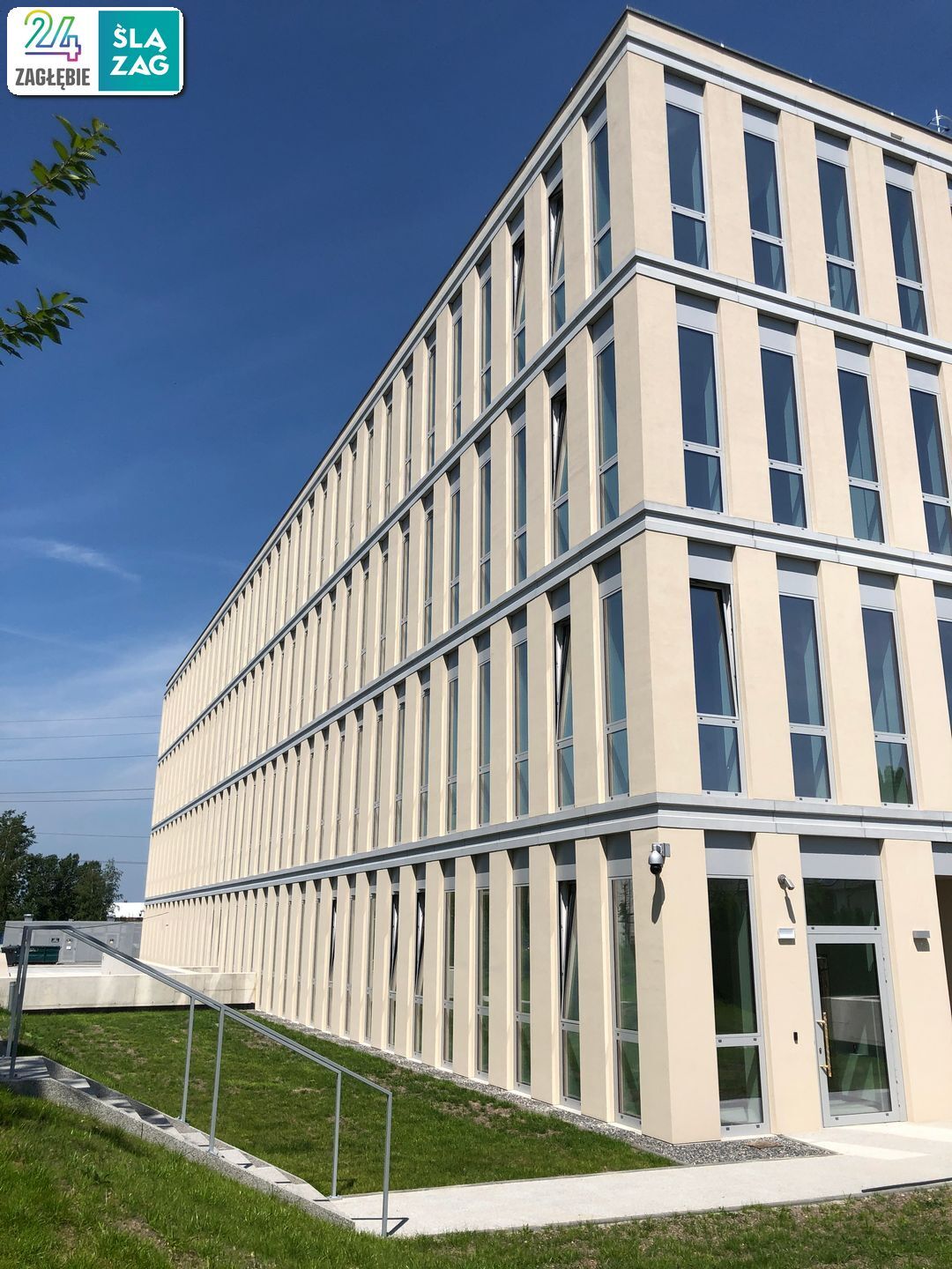 Sosnowiec-Sielec. Nowa siedziba Sądu Rejonowego przy ulicy Kombajnistów 78. 18 czerwca 2025.