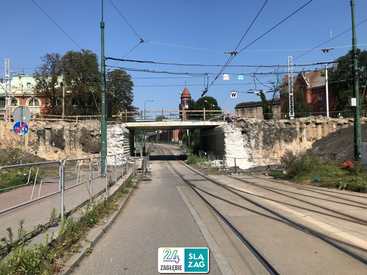 Sosnowiec-Sielec. Ulica Stefana Żeromskiego. Wiadukt kolejowy. 14 sierpnia 2025.