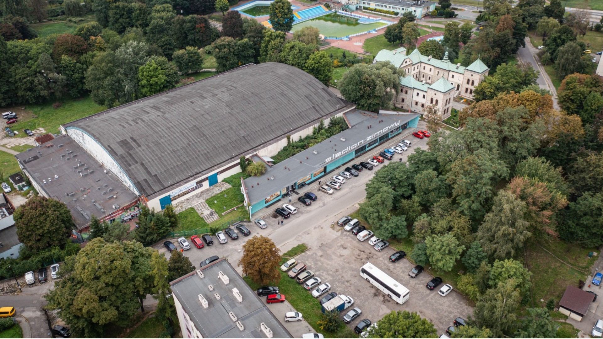 Sosnowiec-Sielec. Stadion Zimowy i zamek z lotu ptaka