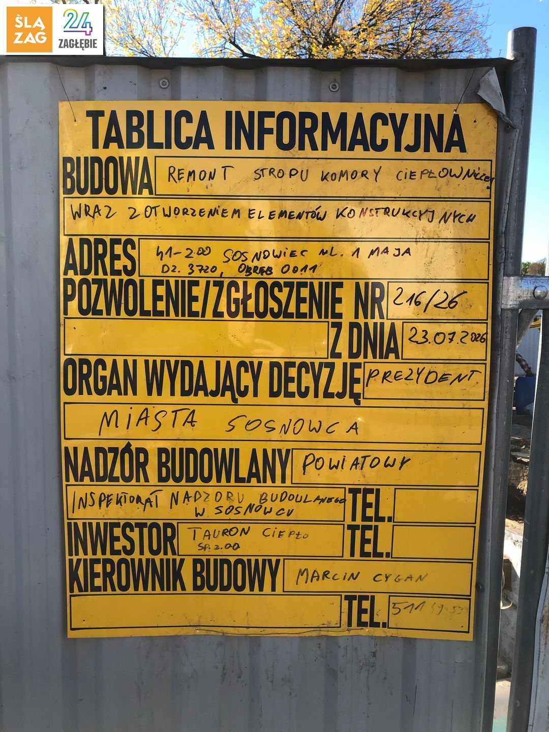 Sosnowiec. Roboty ziemne na drodze dla rowerów i chodniku przy ulicy 1 Maja, przy skrzyżowaniu z ulicą Partyzantów. 28 września 2026