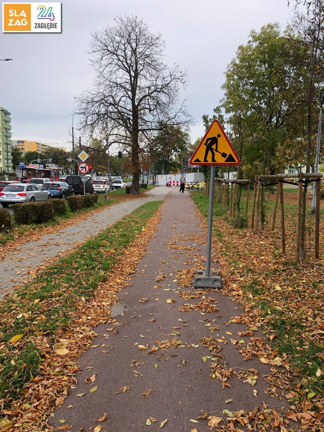 Sosnowiec. Roboty ziemne na drodze dla rowerów i chodniku przy ulicy 1 Maja, przy skrzyżowaniu z ulicą Partyzantów. 8 października 2026