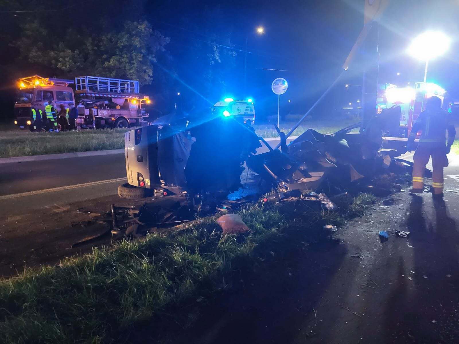 Sosnowiec. Ul. 3 Maja. Nocny wypadek drogowy. Nie żyją 2 osoby. 17-18 czerwca 2026