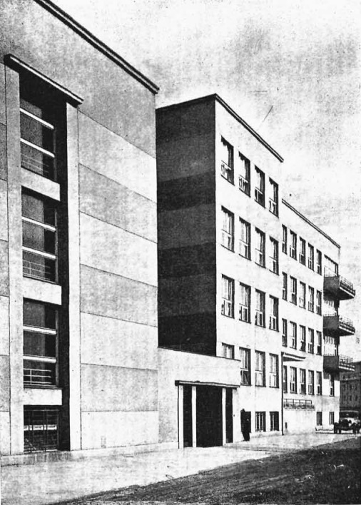 Sosnowiec. Ulica 3 Maja 33. Ubezpieczalnia społeczna i szpital położniczy. Rok 1934