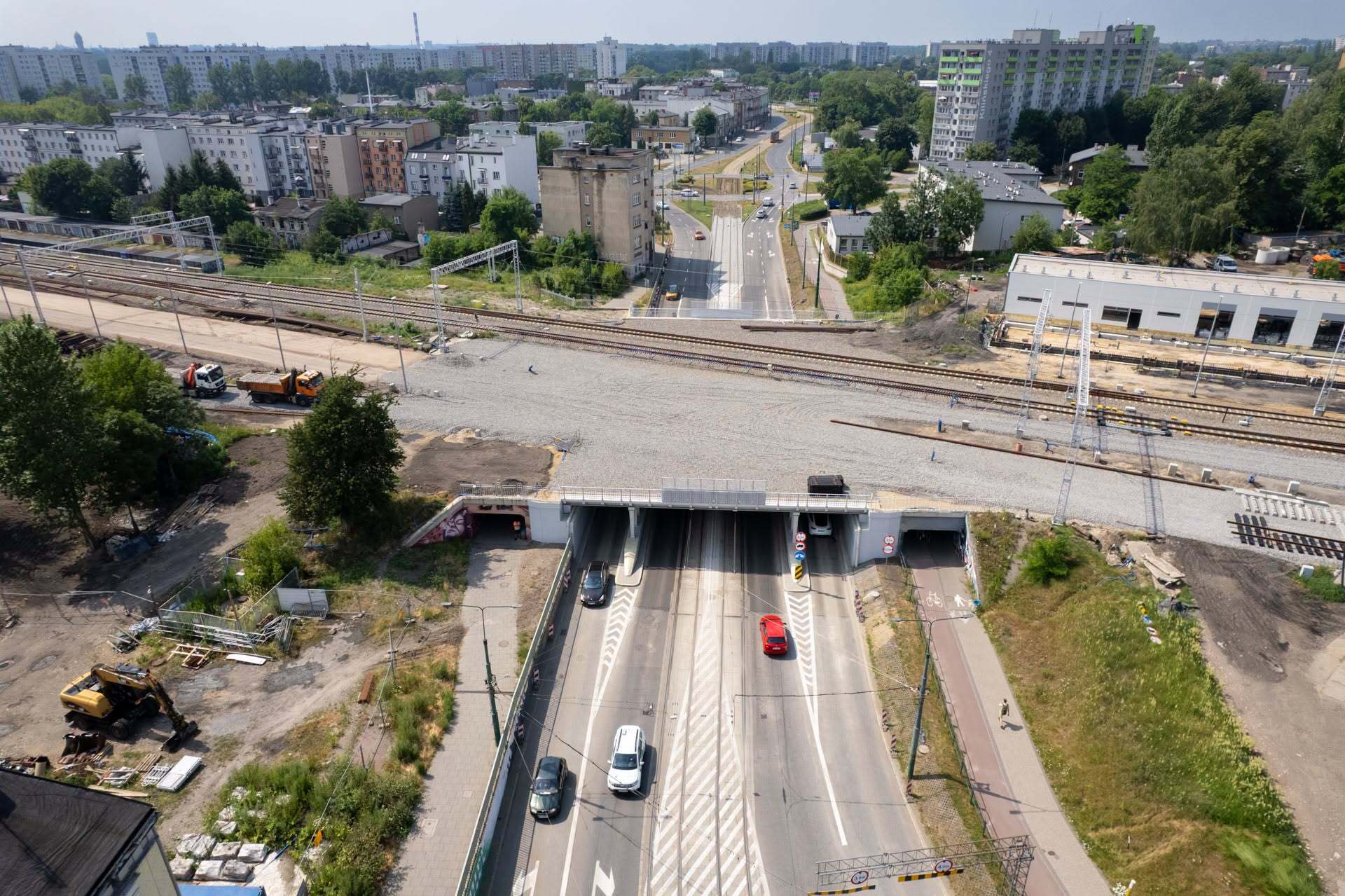 Sosnowiec. Ulica Józefa Piłsudskiego. Wiadukt kolejowy otwarty na stałe (pełna przepustowość pod spodem). 30 czerwca 2026