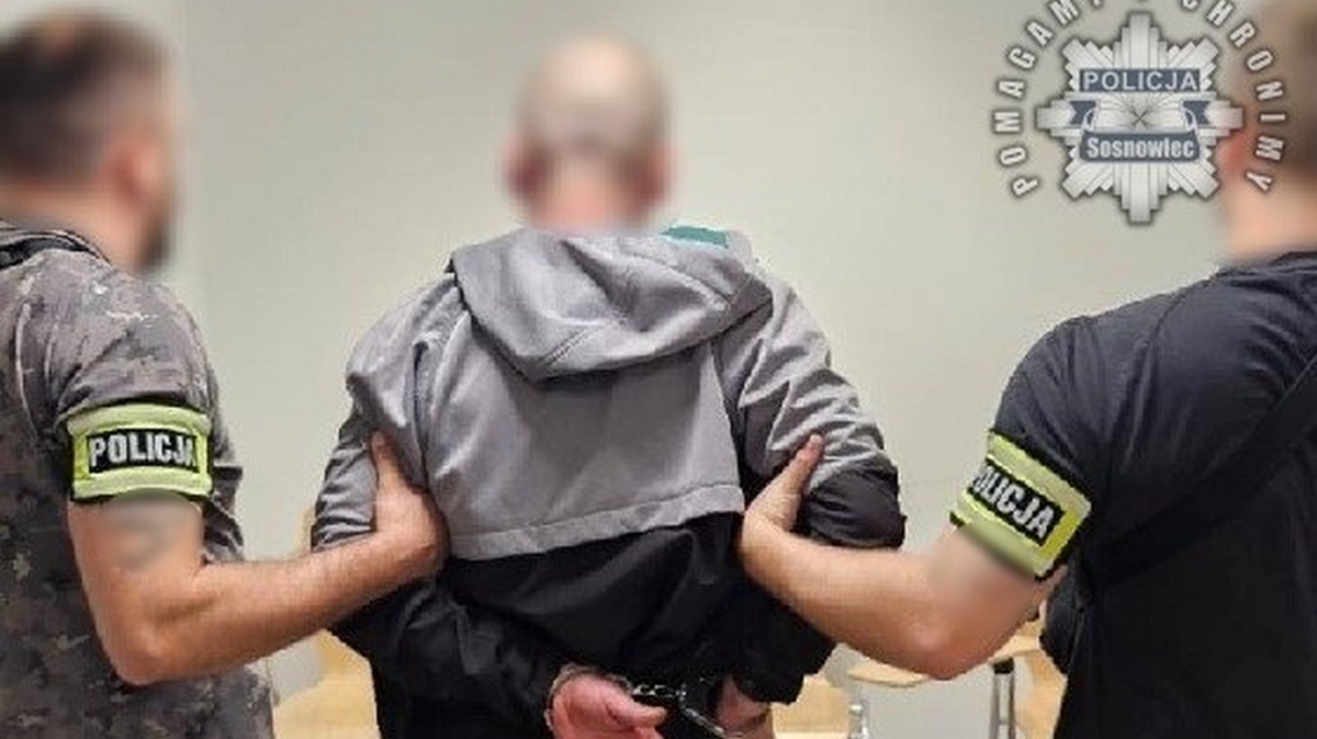 Zatrzymanie podejrzanego o zabójstwo konkubiny przy ulicy Stanisława Małachowskiego w Sosnowcu. 30 kwietnia 2025.