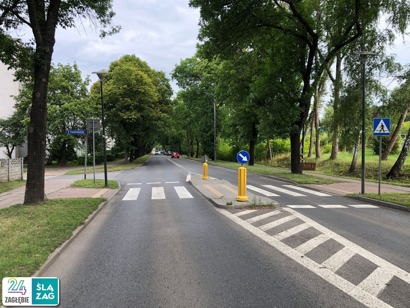 Sosnowiec. Ul. Stanisława Mikołajczyka. Miejsce, w którym Policja zastrzeliła mężczyznę atakującego pojazdy maczetą. 31 lipca 2025.
