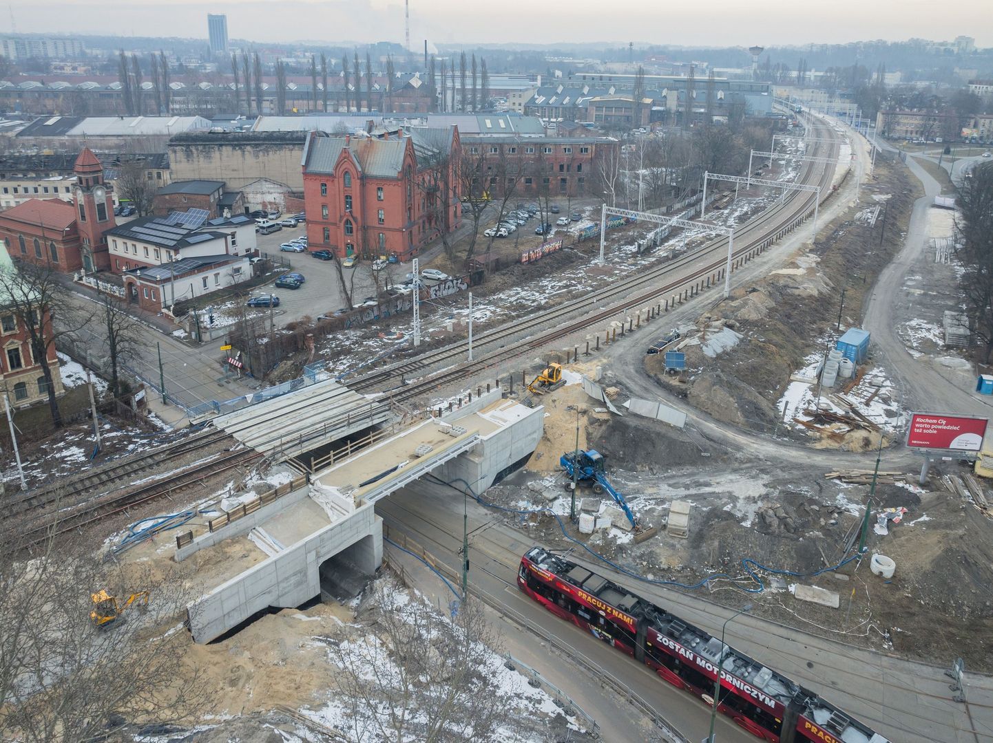 Sosnowiec. Przebudowa linii kolejowej e65. Wiadukt nad ulicą Stefana Żeromskiego. 20 lutego 2026