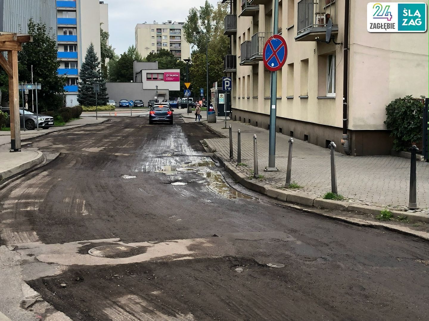 Sosnowiec. Ulica Szklarniana – remont jezdni i chodnika. 1 października 2025.