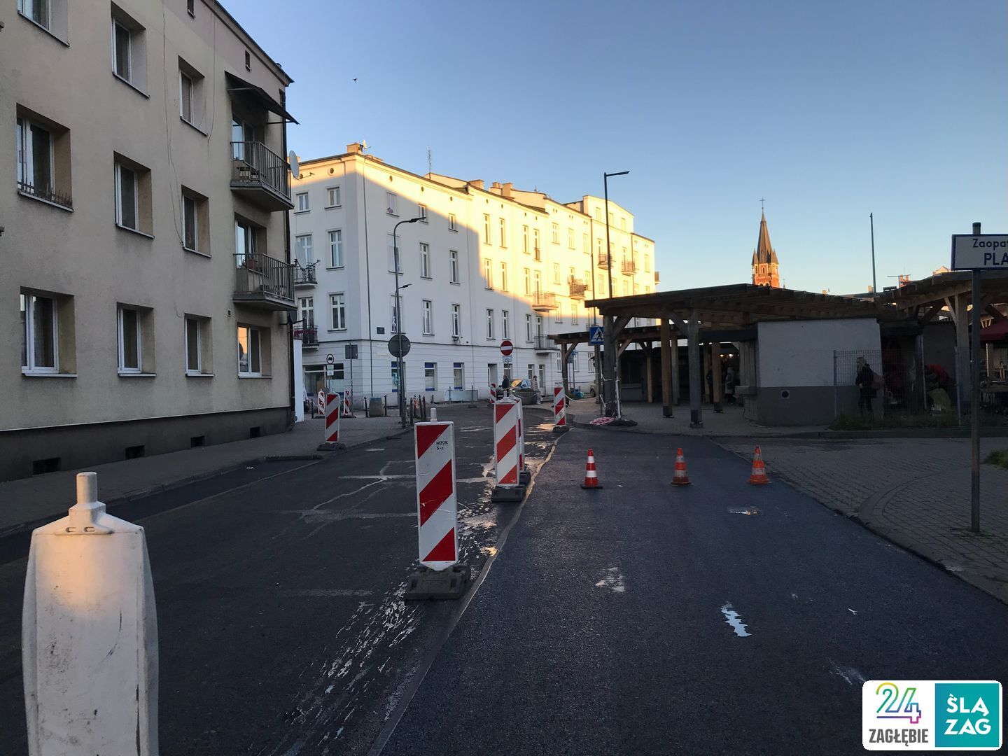 Sosnowiec. Ulica Szklarniana – remont jezdni i chodnika. 6 listopada 2025.