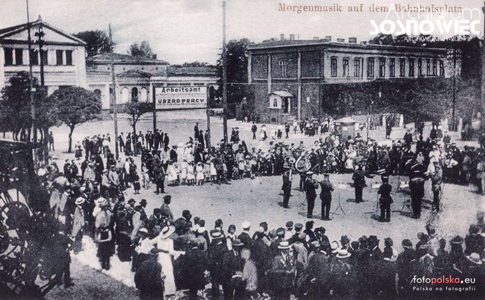 Sosnowiec. Ulica Trzeciego Maja. Dworzec kolejowy główny. Orkiestra za czasów okupacji niemieckiej. Lata 1914-1918.