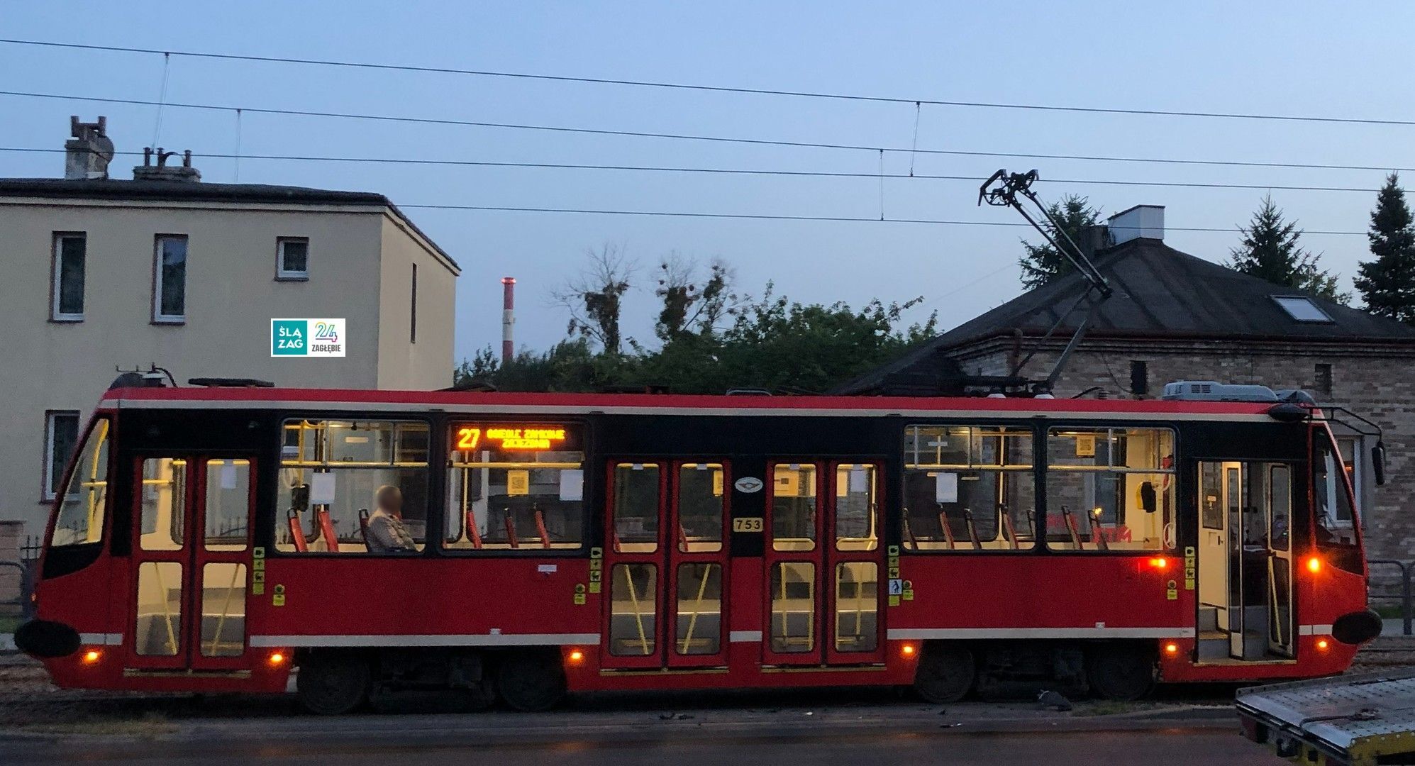 Sosnowiec. Kolizja tramwaju Konstal / Modertrans 105N-HF 11AC, »Tramwaje Śląskie« #753, linia nr 27, i samochodu Fiat Grande Punto. 28 sierpnia 2026
