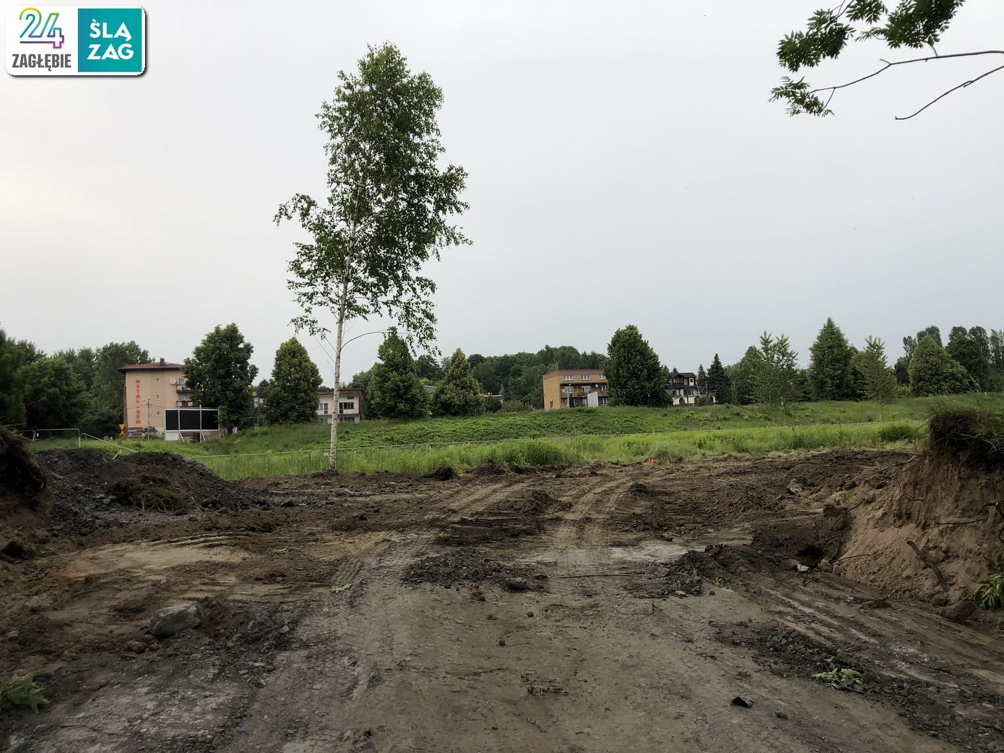 Sosnowiec. Dawne tereny K.S. „Polonia” Sosnowiec. Tu powstaje nowe osiedle. 10 czerwca 2025.