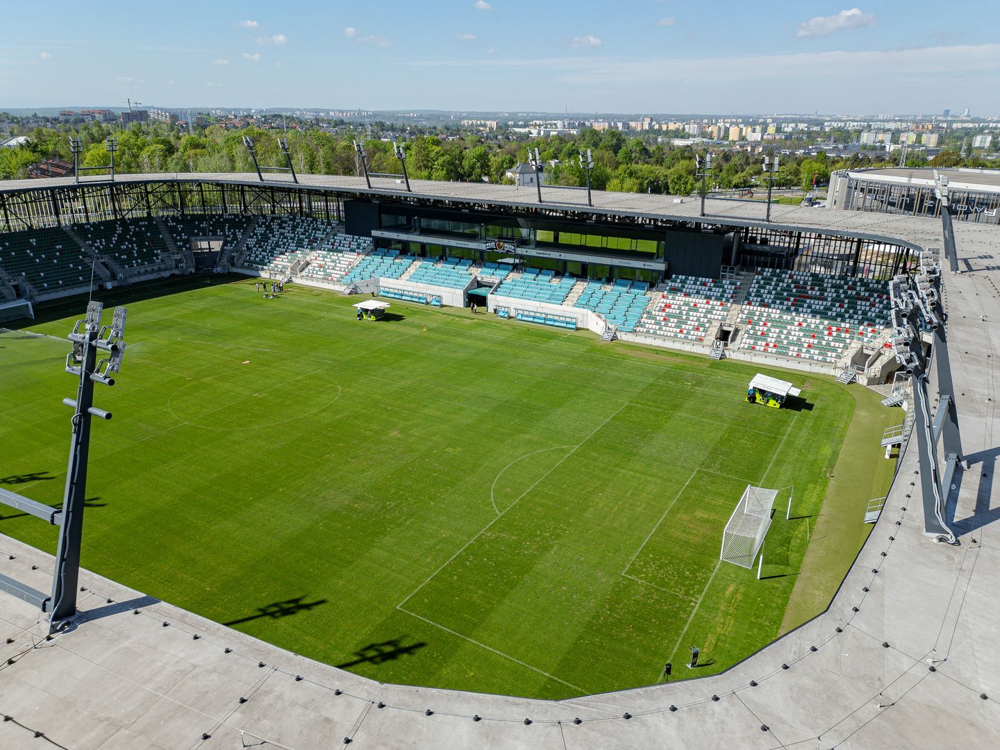 Sosnowiec. Zagłębiowski Park Sportowy. Nowa murawa hybrydowa na stadionie piłkarskim, 6 maja 2026