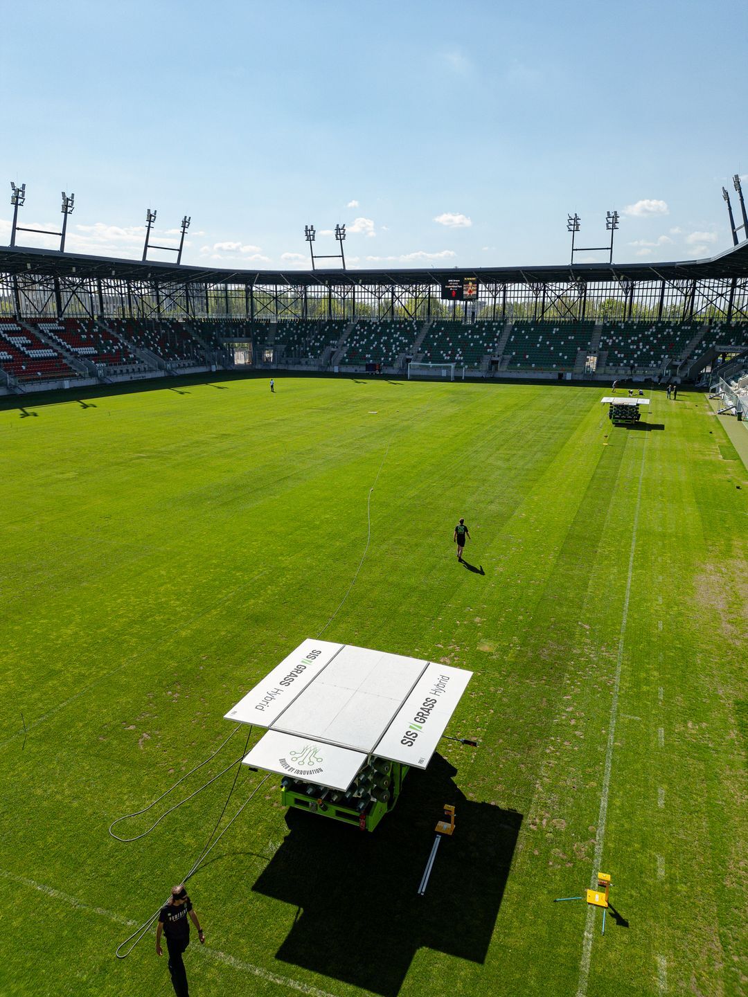 Sosnowiec. Zagłębiowski Park Sportowy. Nowa murawa hybrydowa na stadionie piłkarskim, 6 maja 2026