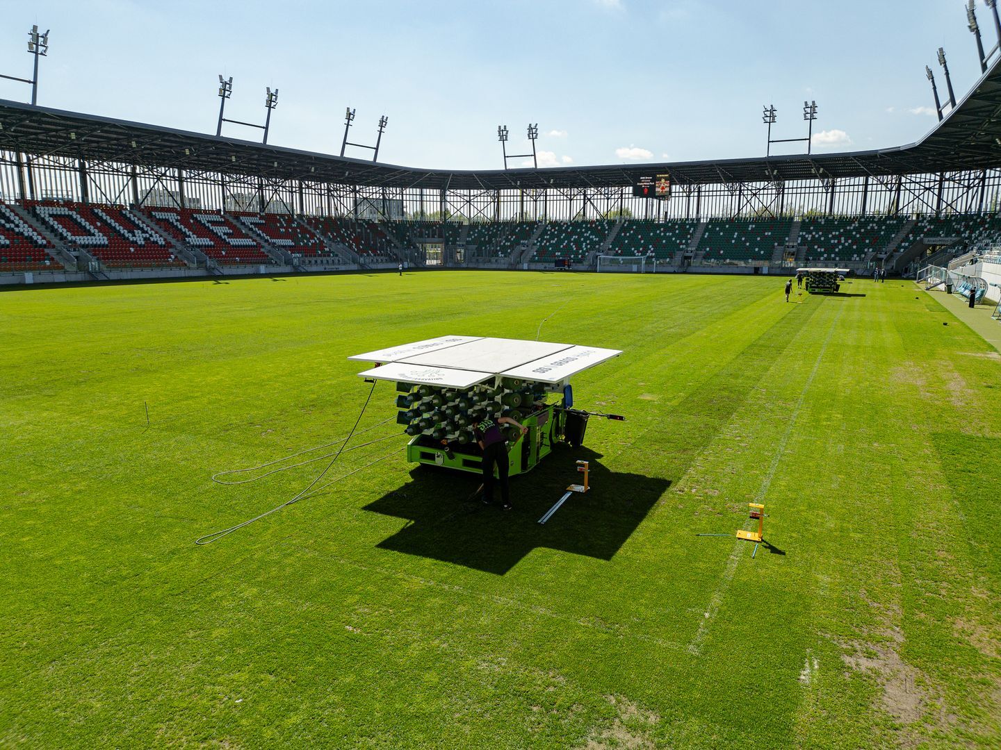 Sosnowiec. Zagłębiowski Park Sportowy. Nowa murawa hybrydowa na stadionie piłkarskim, 6 maja 2026