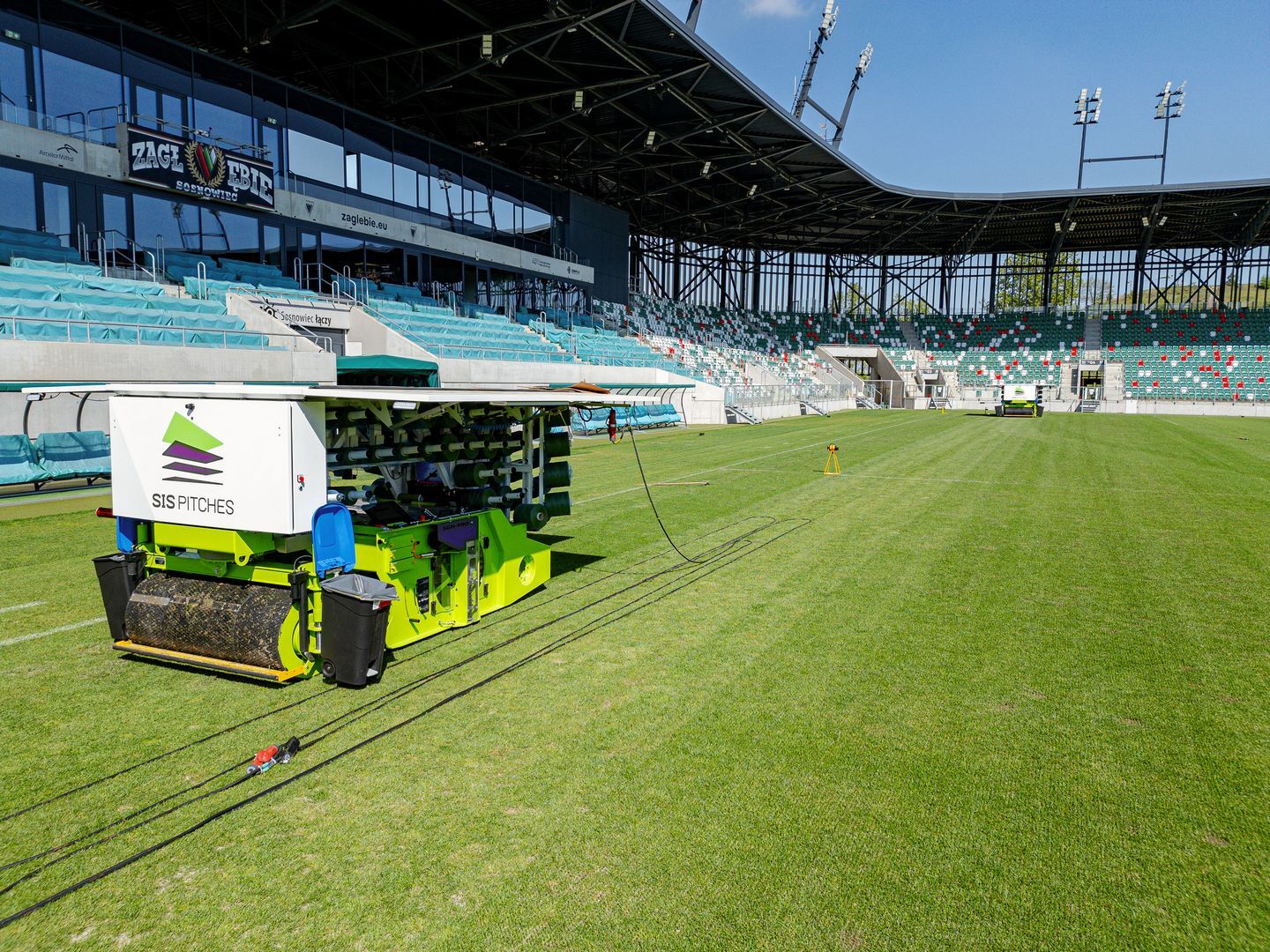 Sosnowiec. Zagłębiowski Park Sportowy. Nowa murawa hybrydowa na stadionie piłkarskim, 6 maja 2026