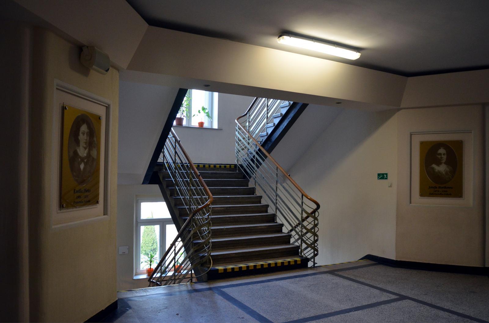 Sosnowiec, Liceum im. Plater, ul. Parkowa 1