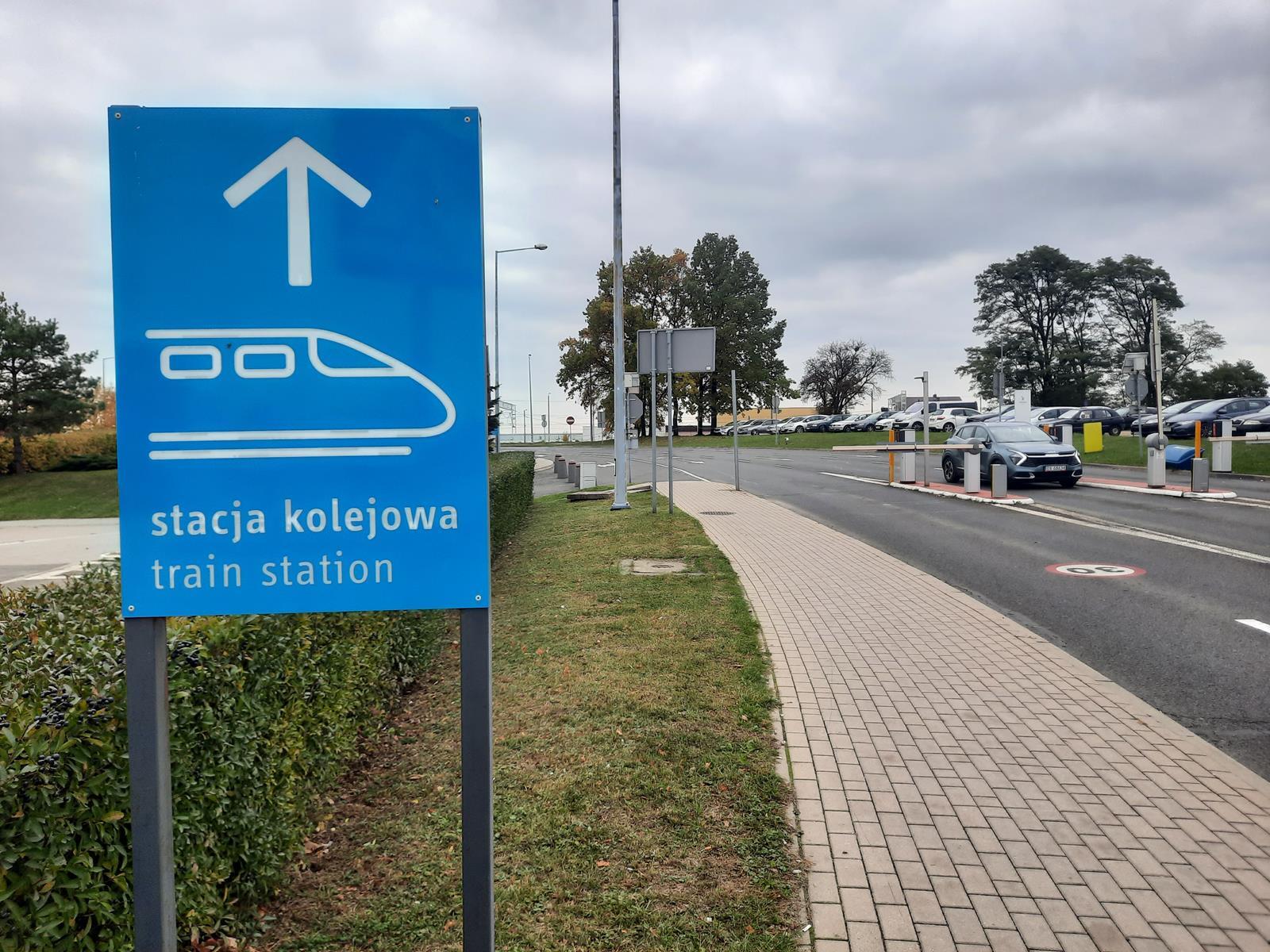 Stacja kolejowa Pyrzowice Lotnisko