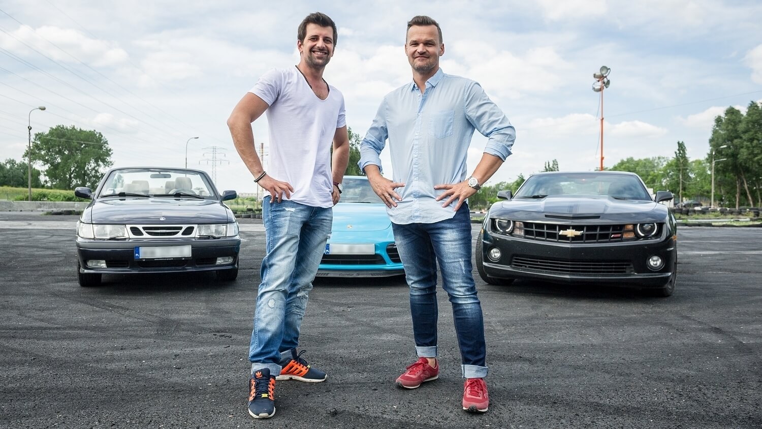 Dziennikarze Patryk Mikiciuk i Adam Kornacki nieprawomocnie uwolnieni od oskarżeń o gwałt na dwóch lesbijkach w Katowicach