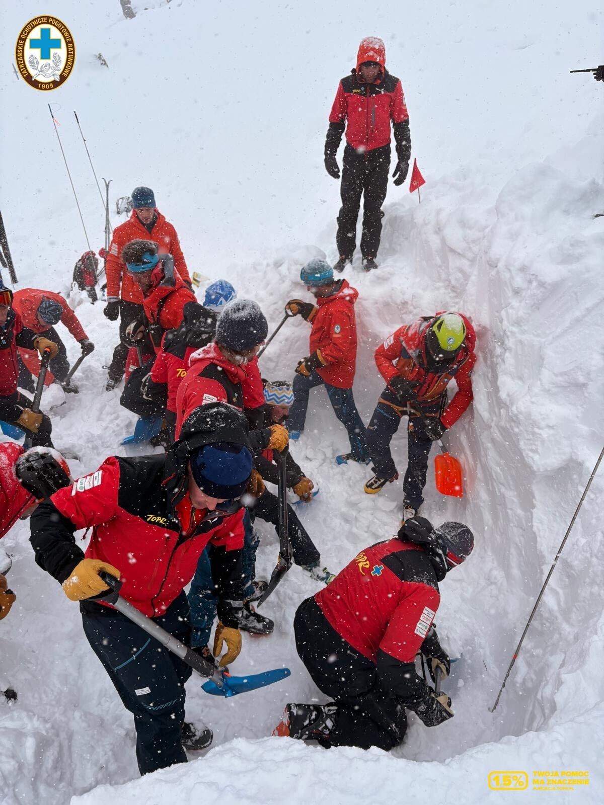 Tatry. Turysta z Sosnowca zginął pod lawiną śnieżną. 15 lutego 2026