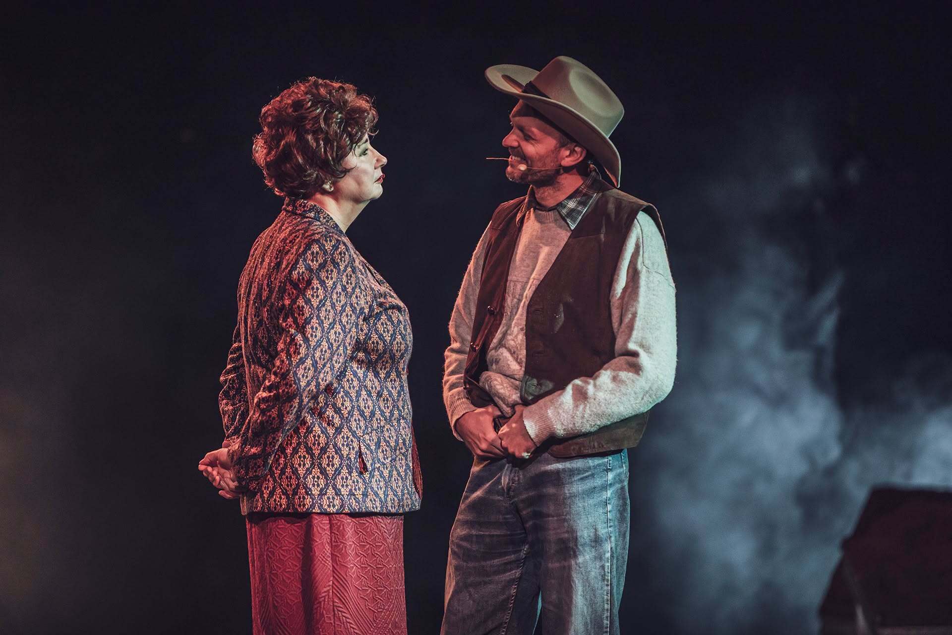 Spektakl „Gorączka żelaza” Teatru Zagłębia w Sosnowcu w Pałacu Kultury Zagłębia w Dąbrowie Górniczej. Próba medialna. Premiera 2 października 2026