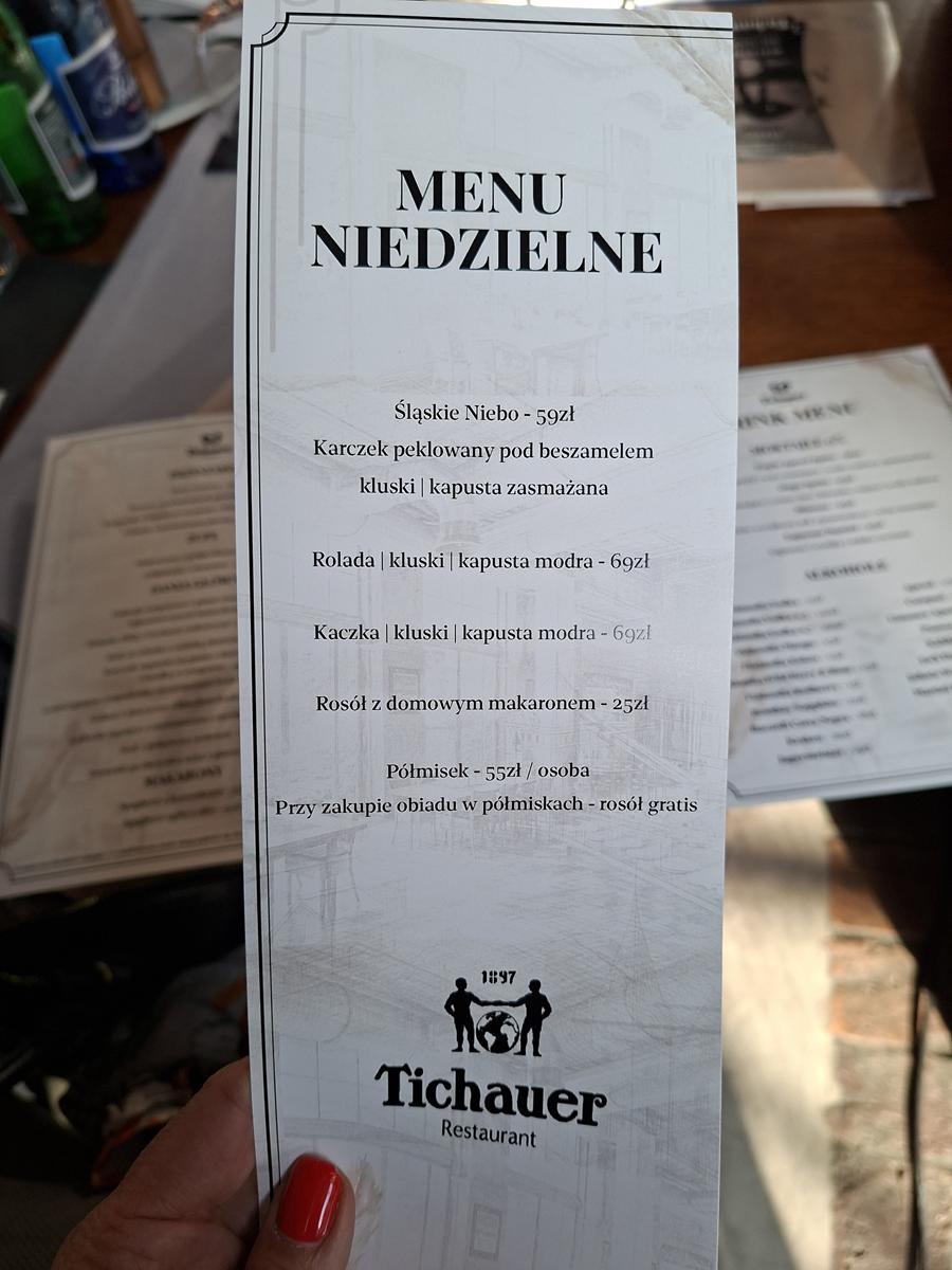 Tichauer Restaurant kwiecień 2026