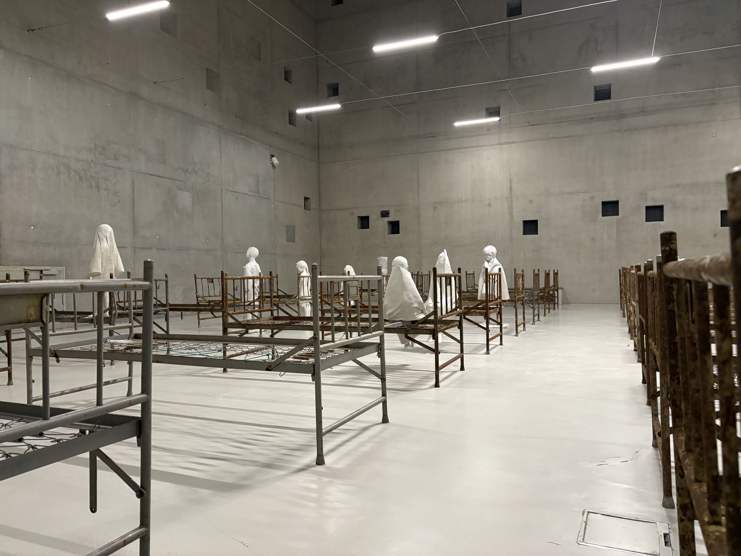 "Dormitorium" Tomasza Górnickiego