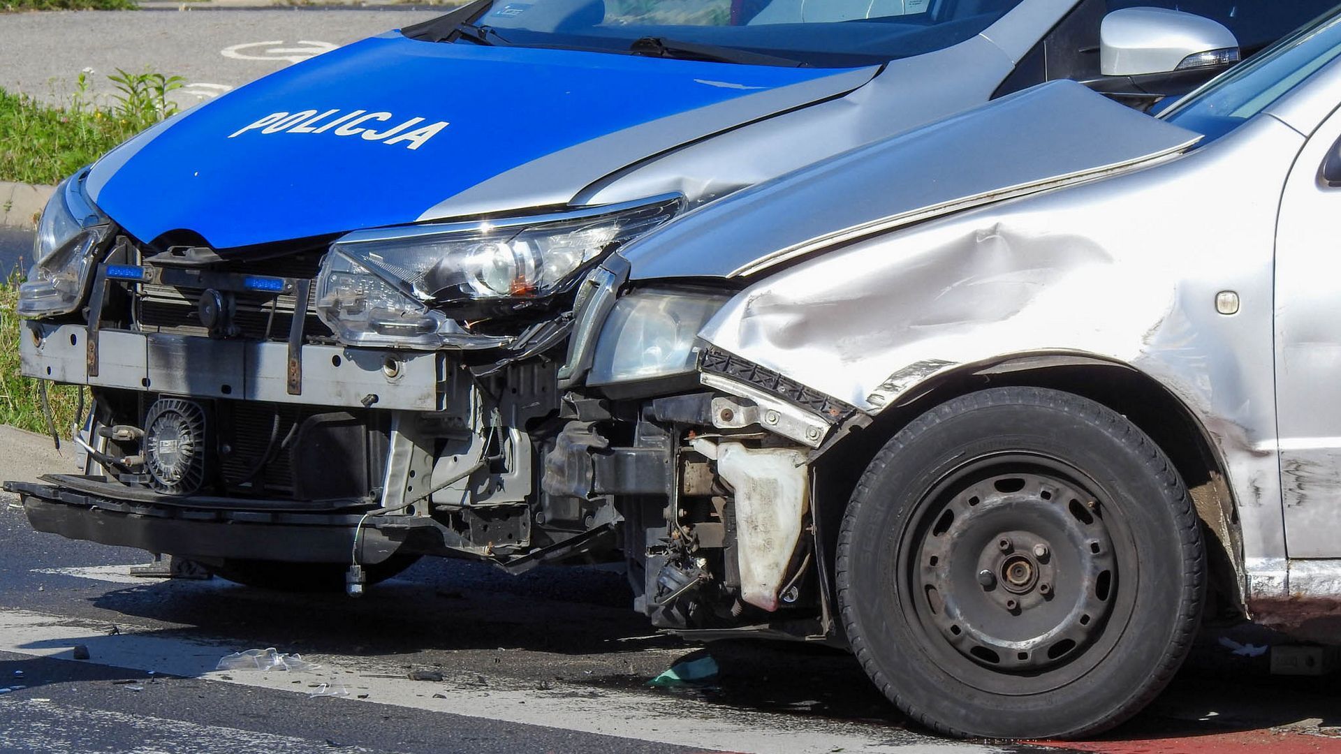 Tychy. Ul. Towarowa. Zatrzymanie pijanego kierowcy z Sosnowca bez uprawnień i z zakazem sądowym. 9 września 2025.