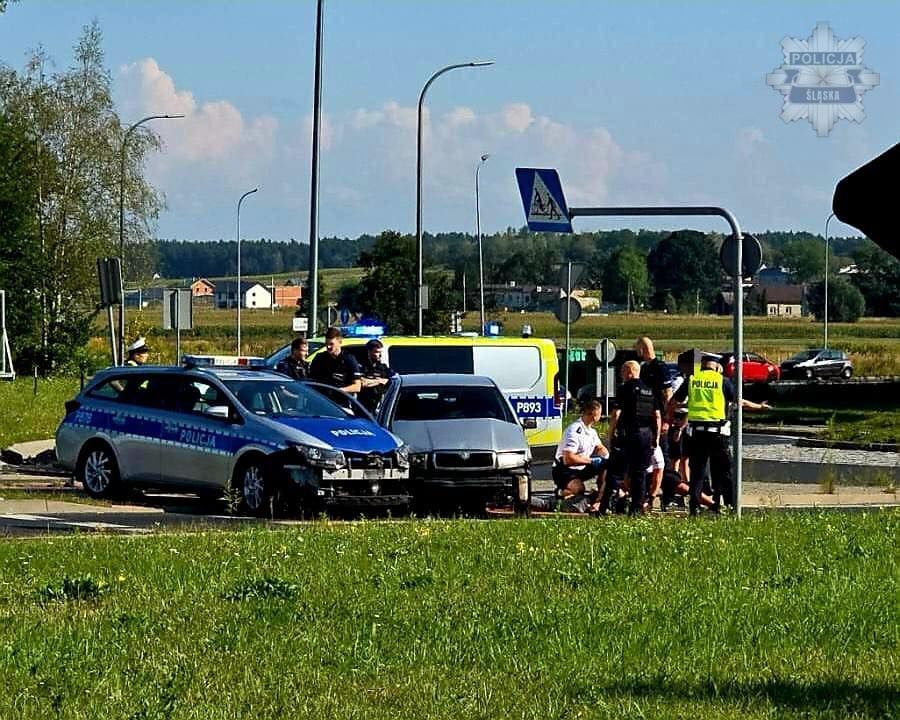 Tychy. Ul. Towarowa. Zatrzymanie pijanego kierowcy z Sosnowca bez uprawnień i z zakazem sądowym. 9 września 2025.