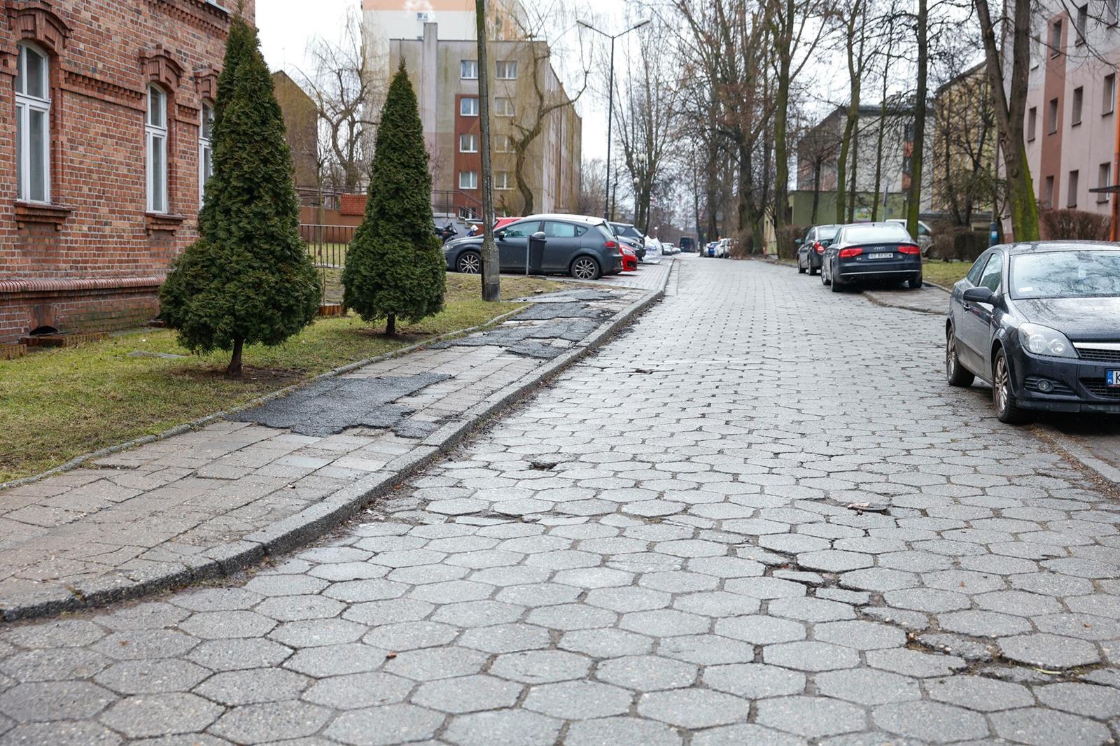 Ulica Ondraszka, Katowice Załęże, przed remontem