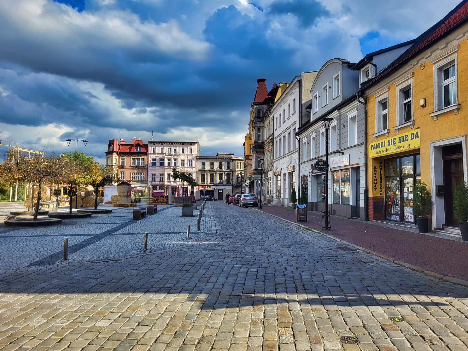 Uroczy mysłowicki rynek Copy